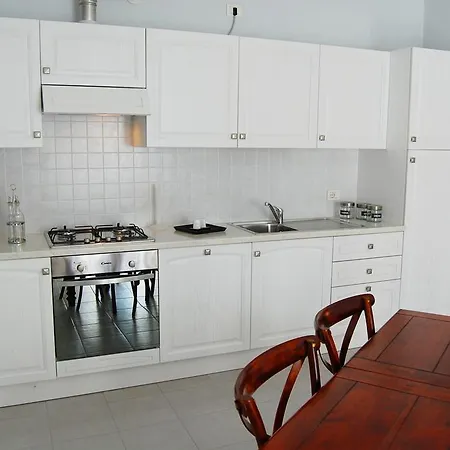 Casa Linda Apartman *